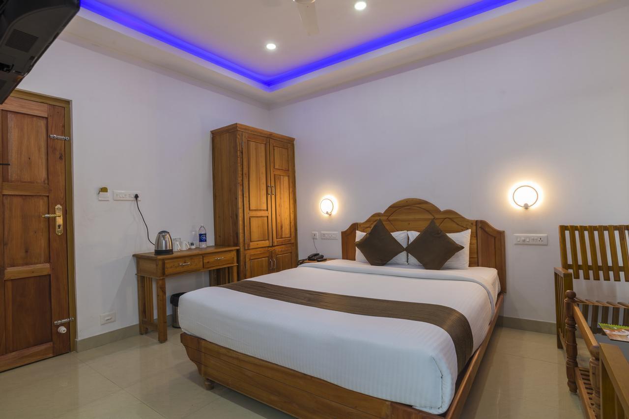 Spice Inn Kumily Екстер'єр фото