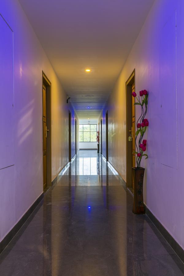 Spice Inn Kumily Екстер'єр фото