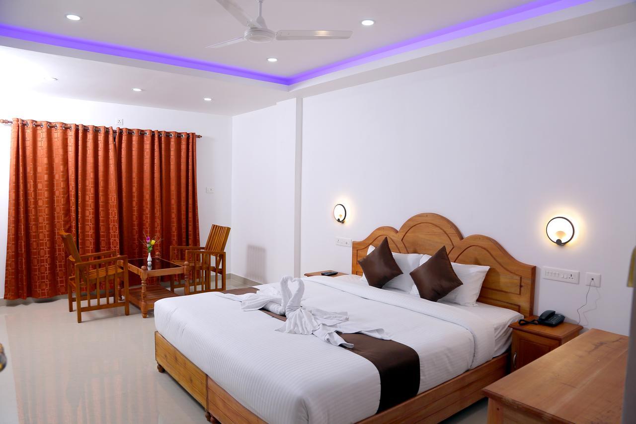 Spice Inn Kumily Екстер'єр фото